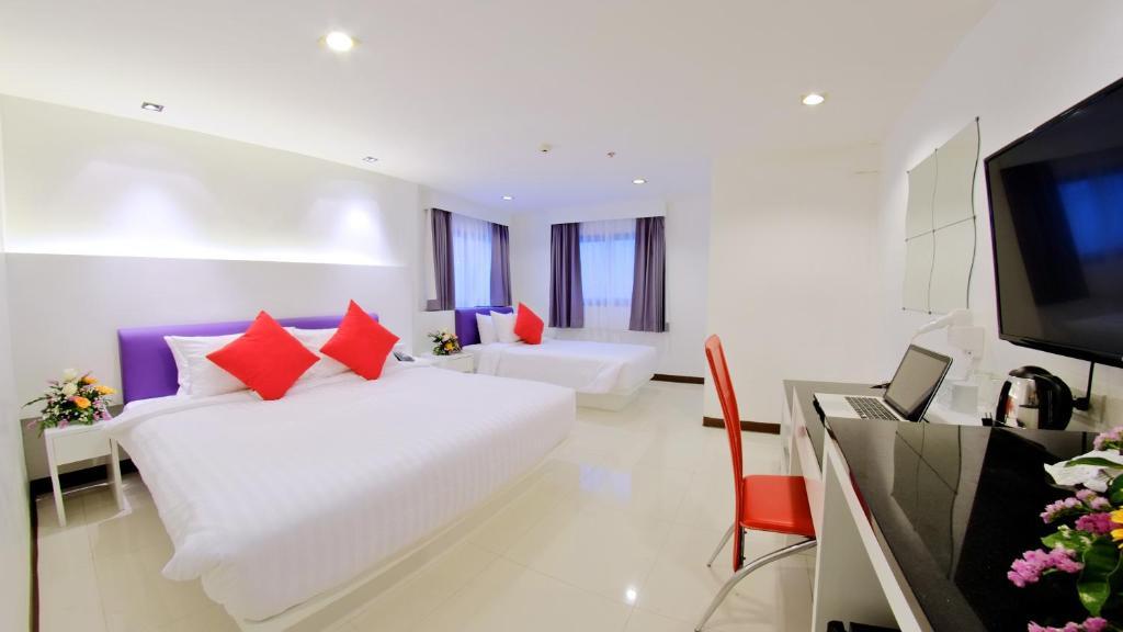 Citin Sukhumvit 11 Nana Bangkok by Compass Hospitality Hotel Ruang foto